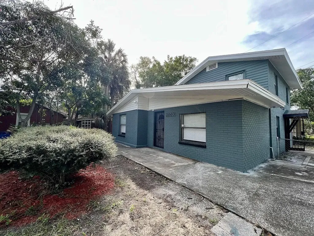 2003 10th Street S St Petersburg FL 33705
