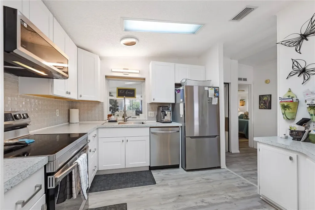 2100 Kings Highway Port Charlotte FL 33980