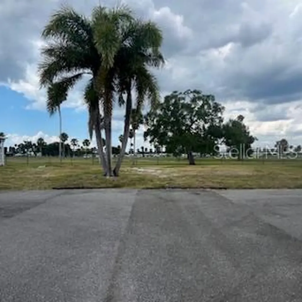 4900 3rd A Street E Bradenton FL 34203