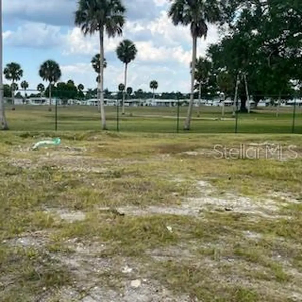 4900 3rd A Street E Bradenton FL 34203