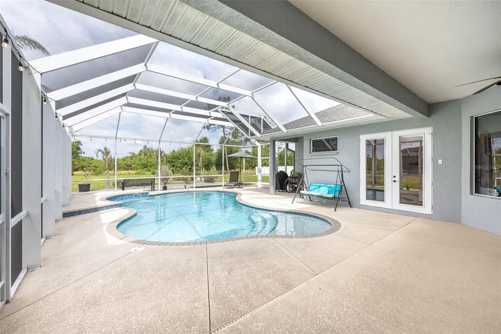 308 141st Court NE Bradenton FL 34212