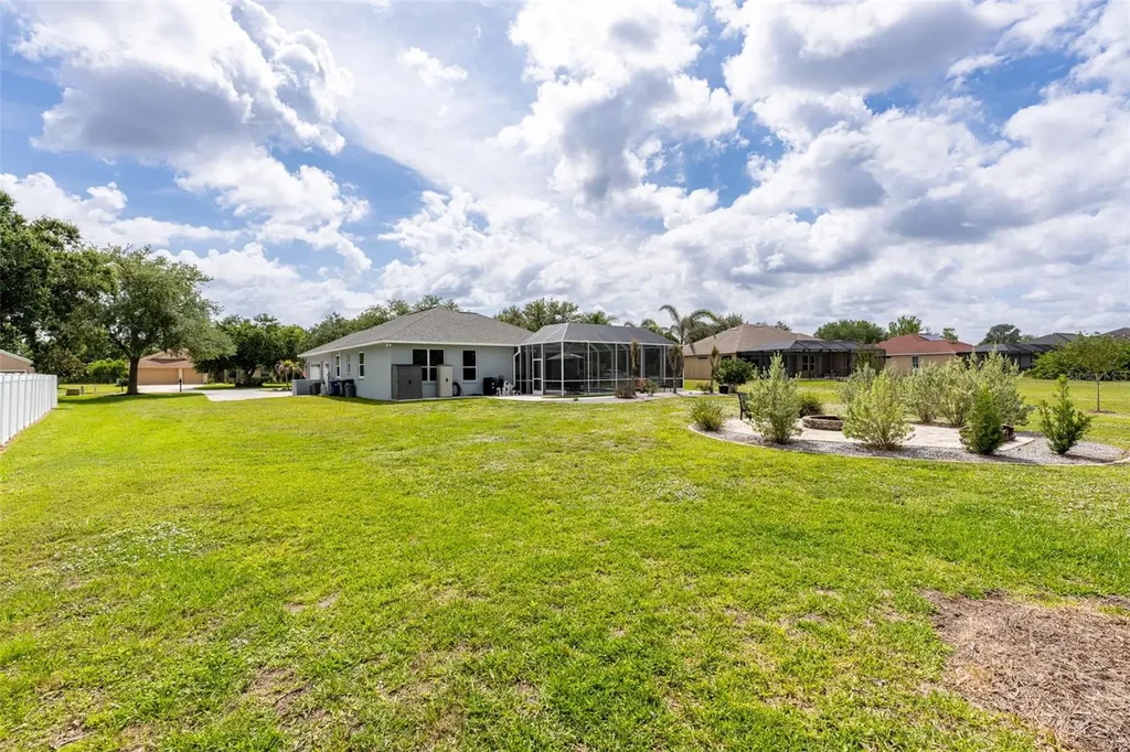 308 141st Court NE Bradenton FL 34212