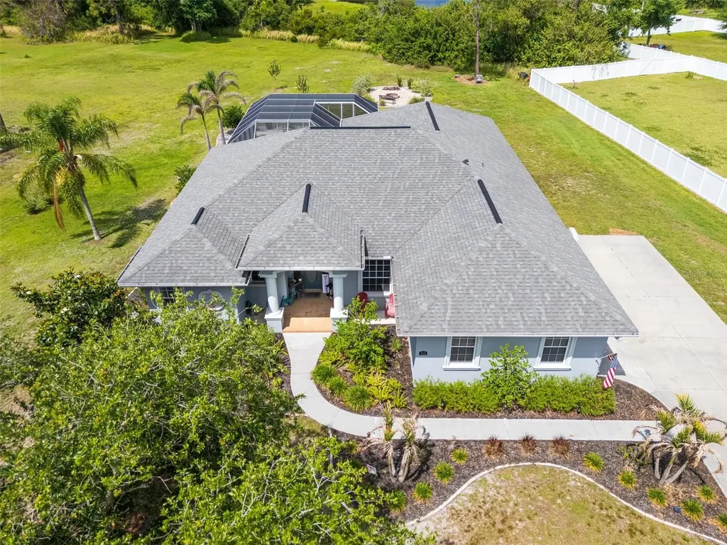 308 141st Court NE Bradenton FL 34212