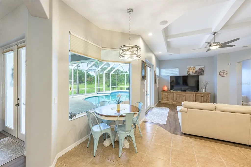 308 141st Court NE Bradenton FL 34212