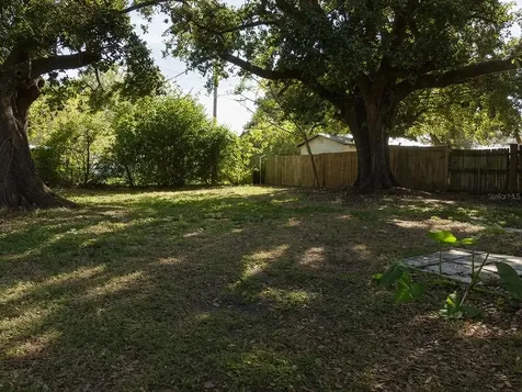 1427 Pleasant Place Lakeland FL 33801