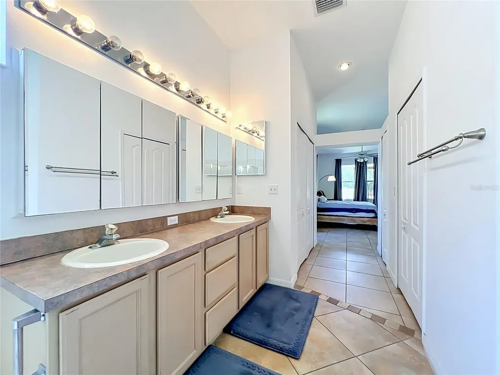 2125 Emerald Green Circle Oviedo FL 32765