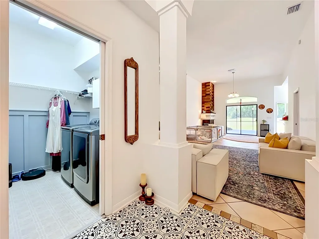 2125 Emerald Green Circle Oviedo FL 32765