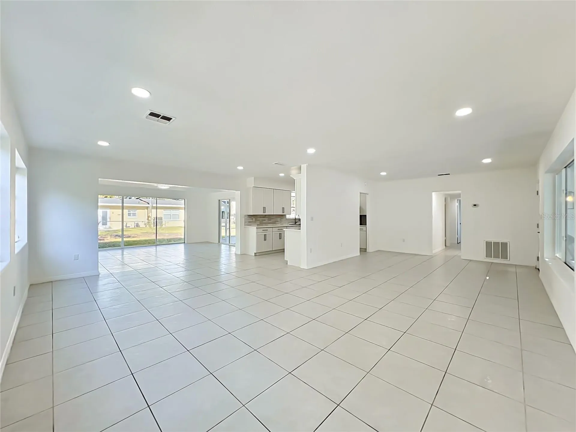 1510 Belmont Drive Orlando FL 32806