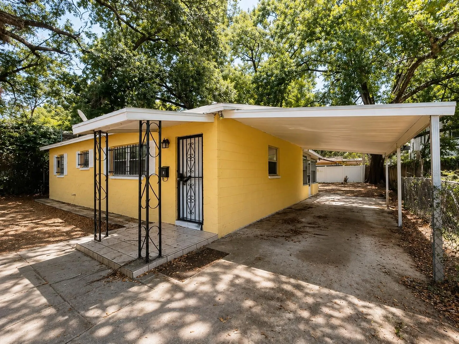 1003 E 22nd Avenue Tampa FL 33605
