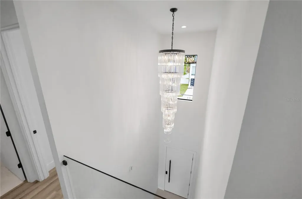 2308 1/2 N Elcoe Drive Tampa FL 33603