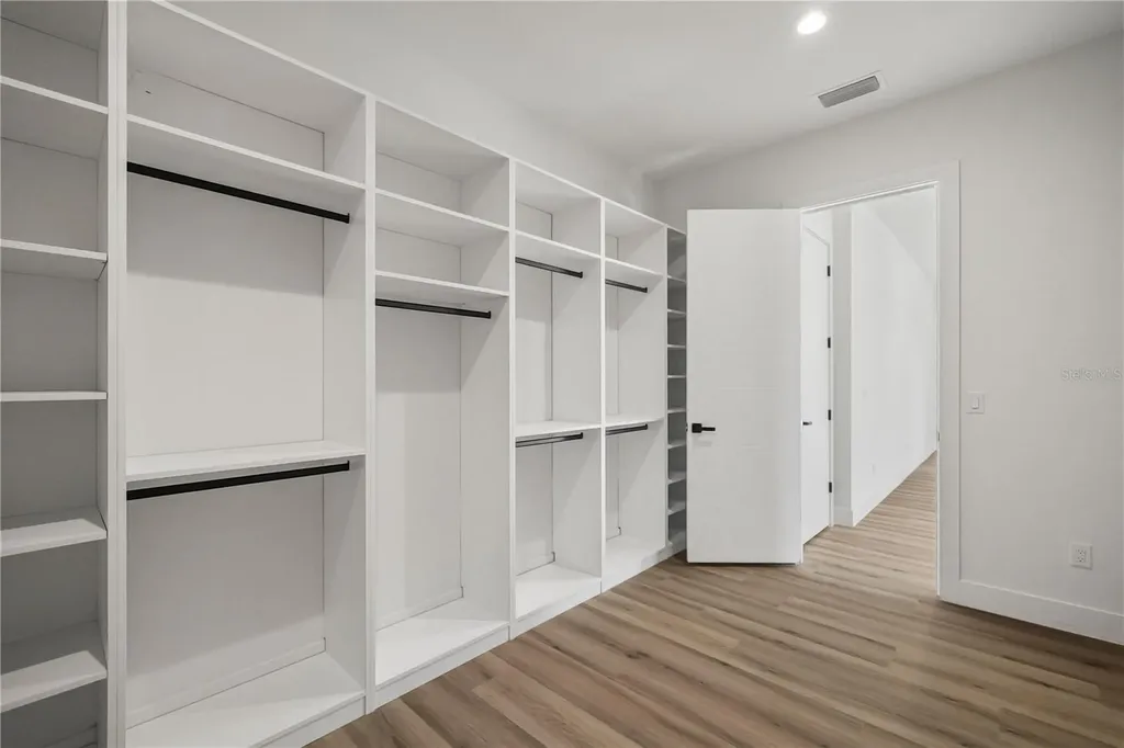 2308 1/2 N Elcoe Drive Tampa FL 33603
