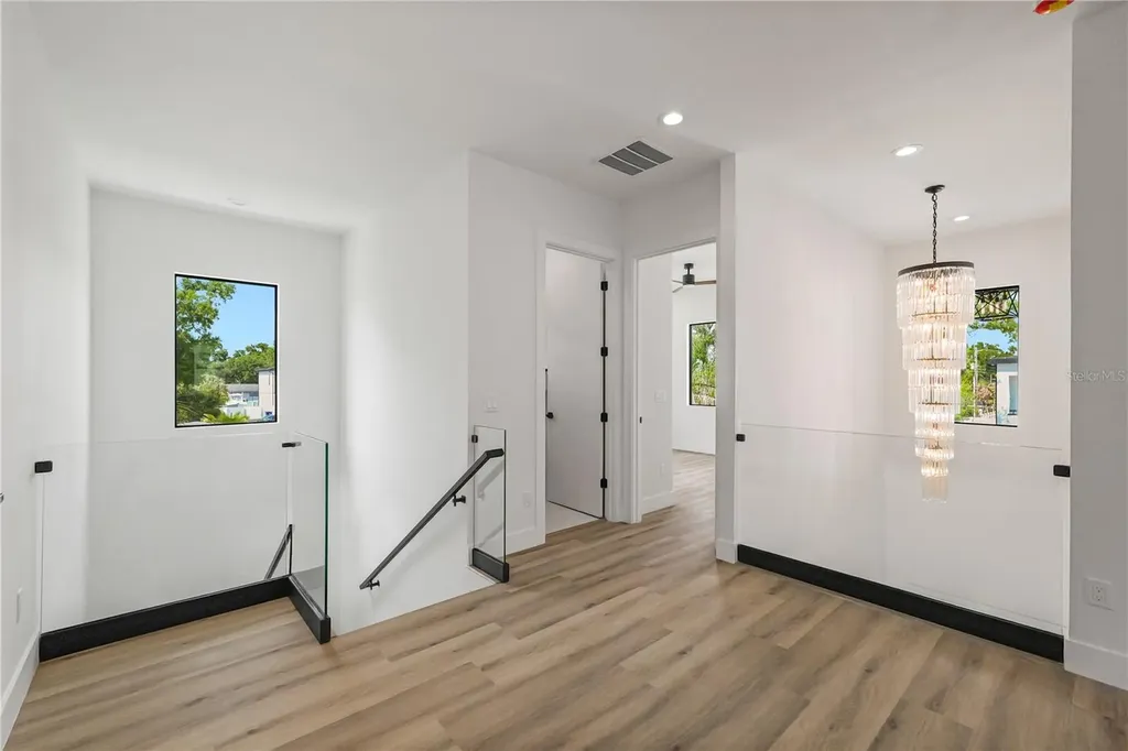 2308 1/2 N Elcoe Drive Tampa FL 33603