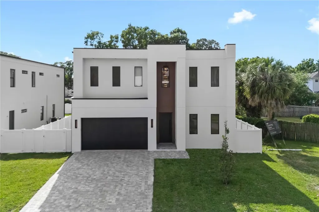 2308 1/2 N Elcoe Drive Tampa FL 33603