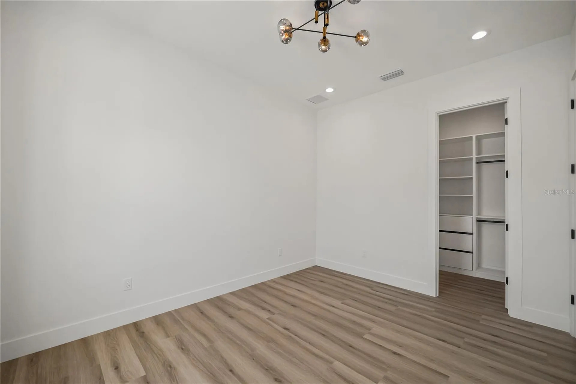 2308 1/2 N Elcoe Drive Tampa FL 33603