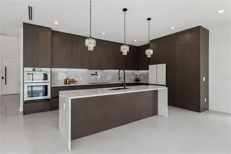 2308 1/2 N Elcoe Drive Tampa FL 33603