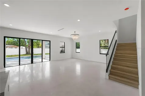 2308 1/2 N Elcoe Drive Tampa FL 33603