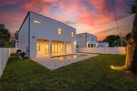 2308 1/2 N Elcoe Drive Tampa FL 33603