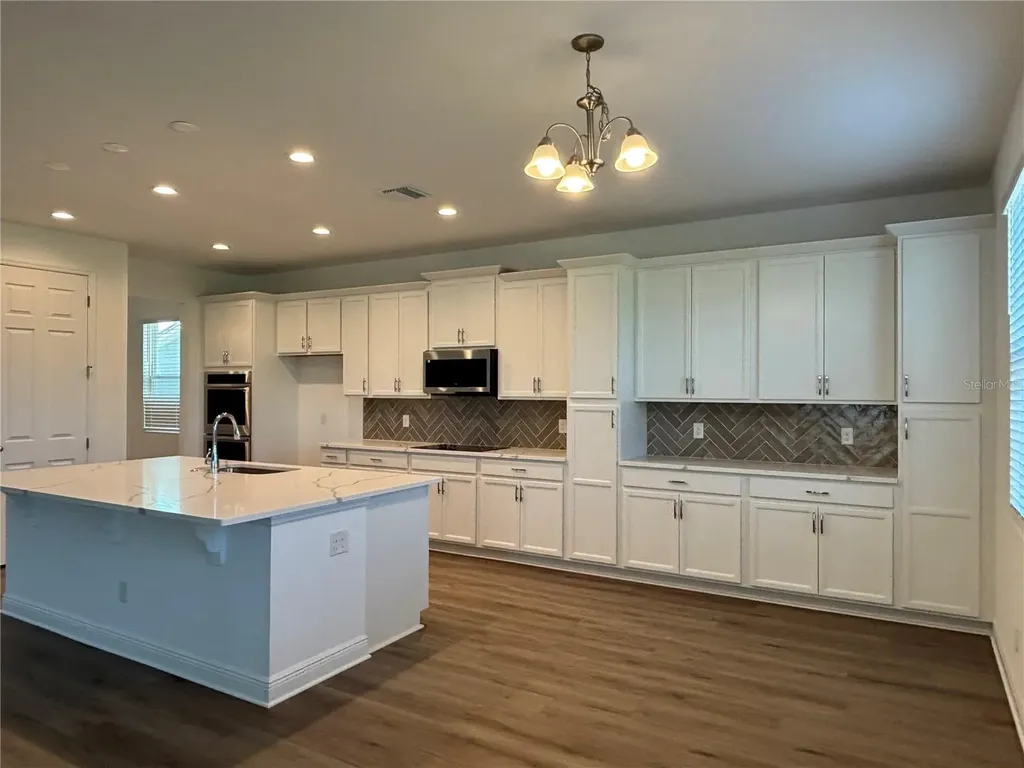 6982 Rolling Gardens Loop Groveland FL 34736