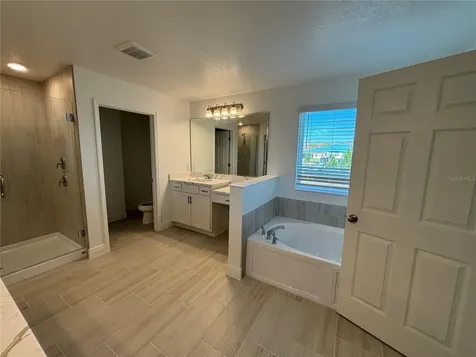 6982 Rolling Gardens Loop Groveland FL 34736