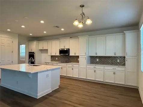 6982 Rolling Gardens Loop Groveland FL 34736