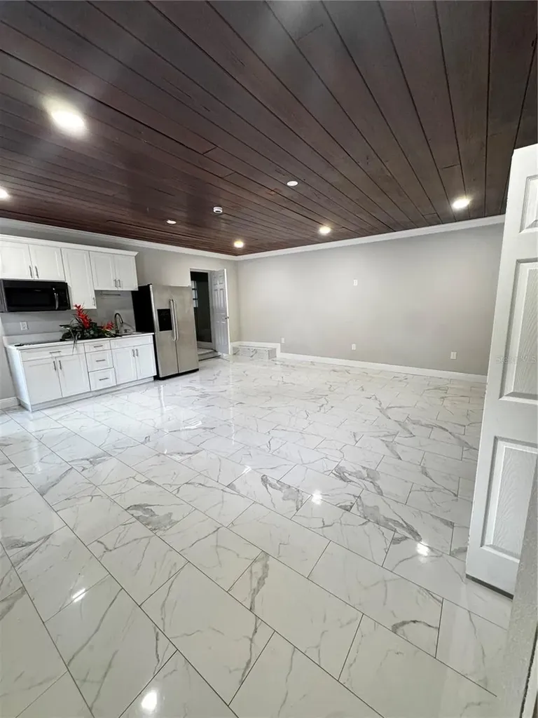 309 Belle Claire Place Temple Terrace FL 33617