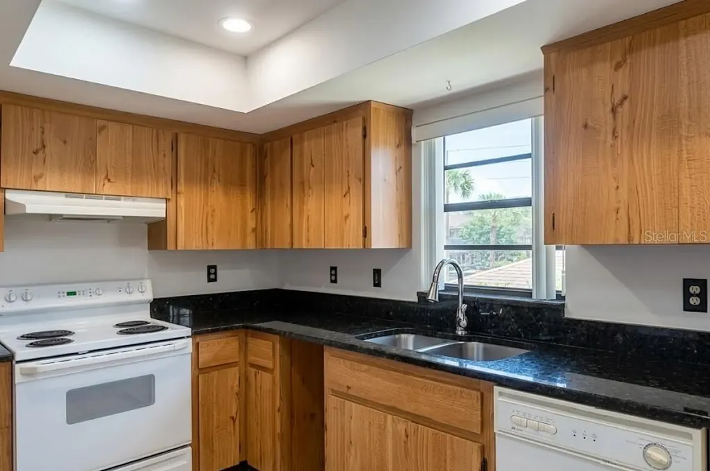 2401 Gull Court Clearwater FL 33762