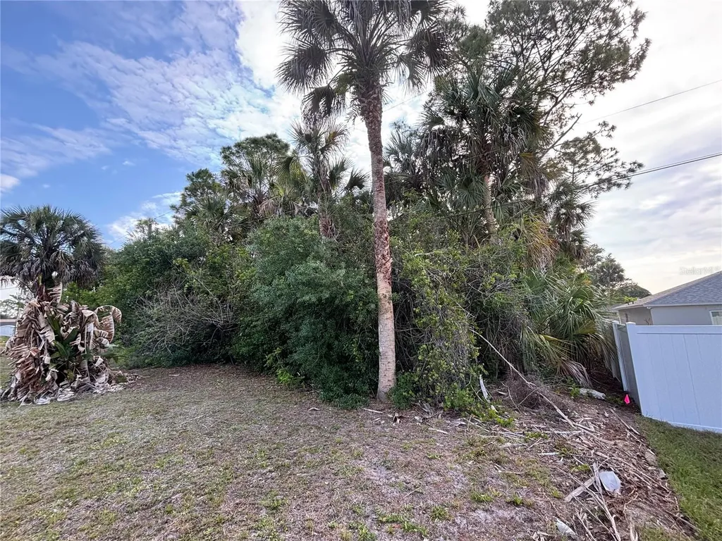 556 Burlington Avenue NE Palm Bay FL 32907