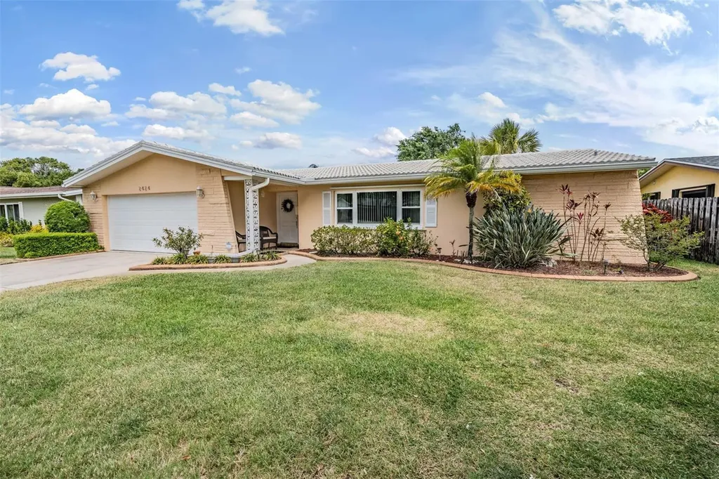 2424 Fairbanks Drive Clearwater FL 33764