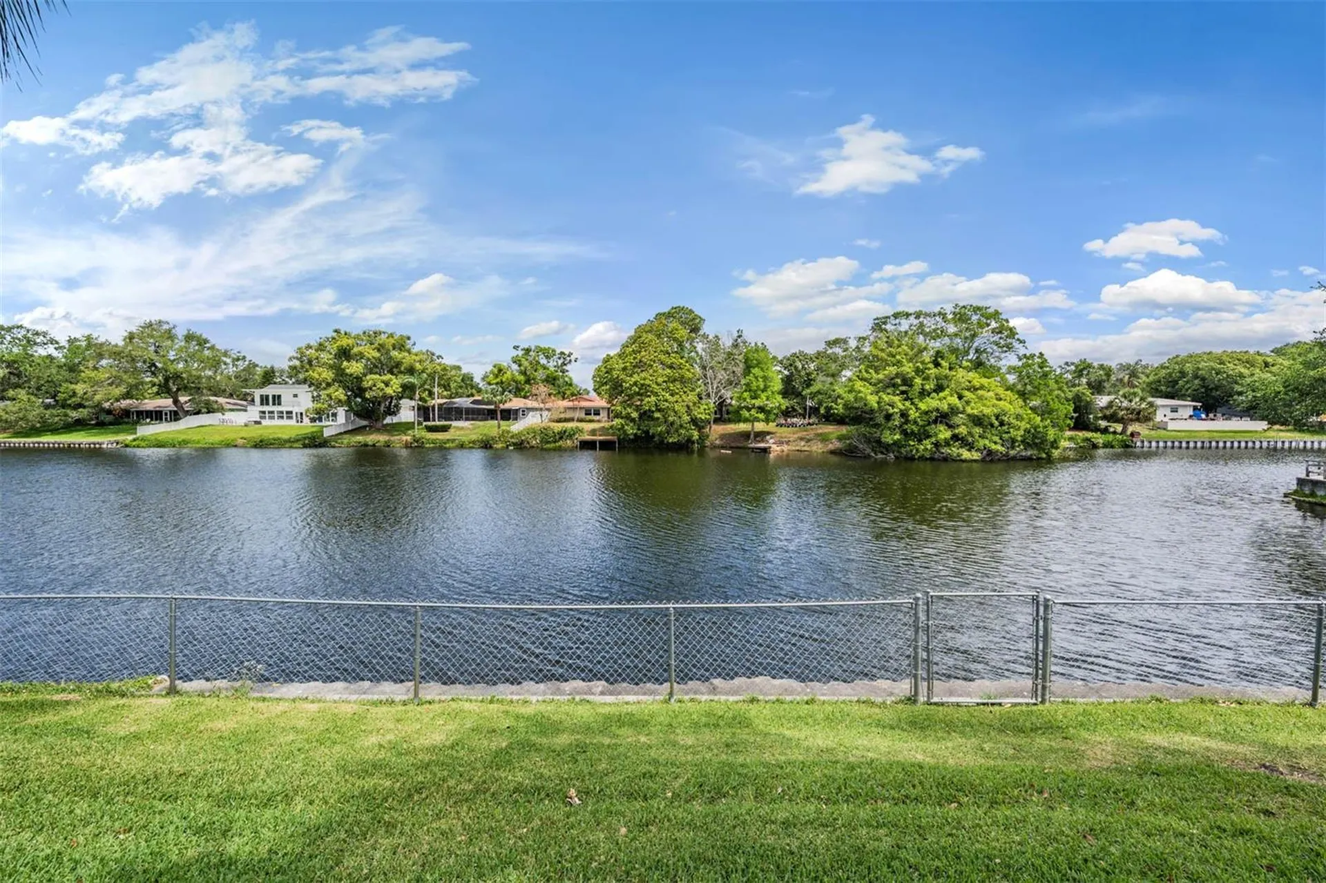 2424 Fairbanks Drive Clearwater FL 33764