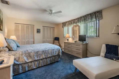 2424 Fairbanks Drive Clearwater FL 33764
