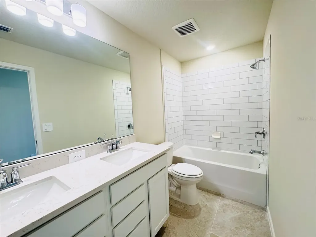 2281 Southbury Drive Kissimmee FL 34744