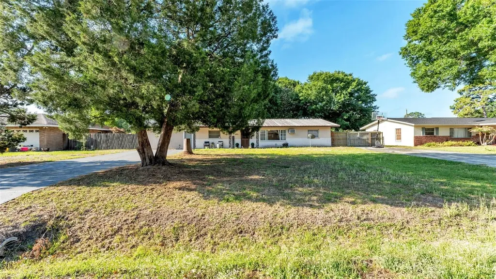 222 Stanley Avenue Lakeland FL 33809