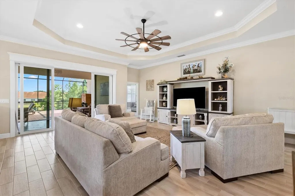 5105 Jareds Landing Way Oxford FL 34484