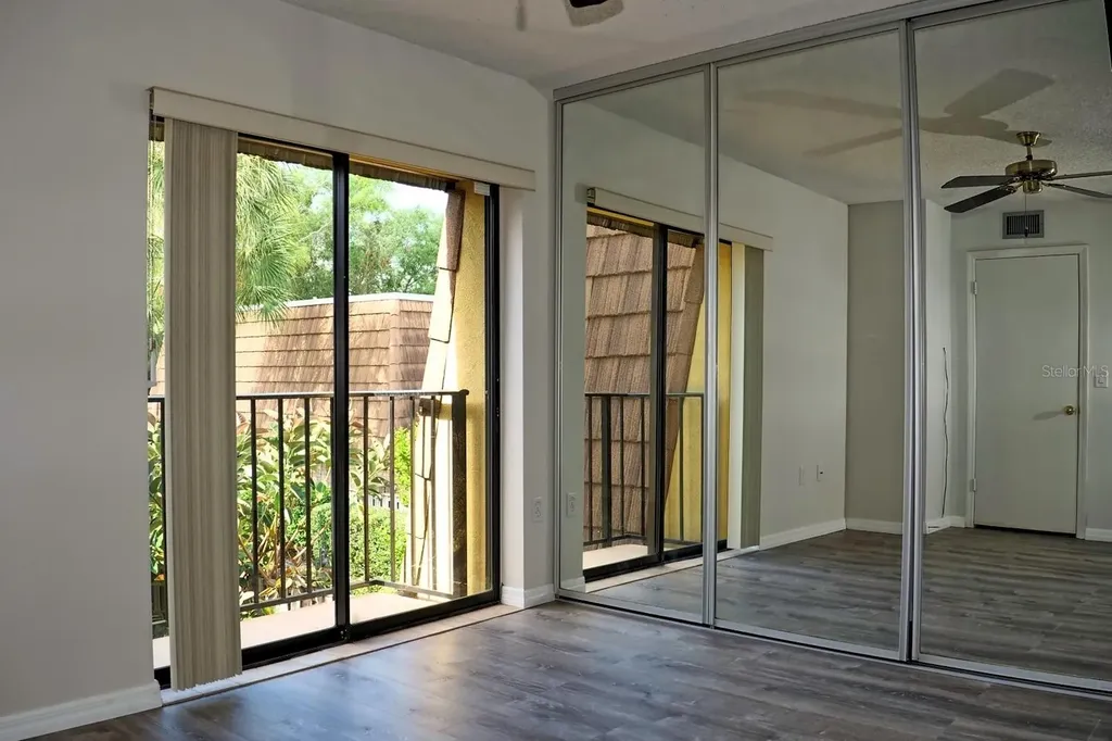 5289 Middle Court Orlando FL 32811