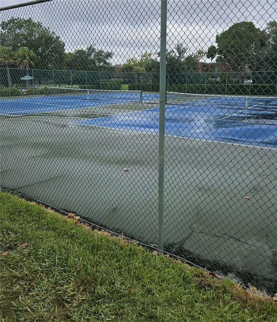 5289 Middle Court Orlando FL 32811