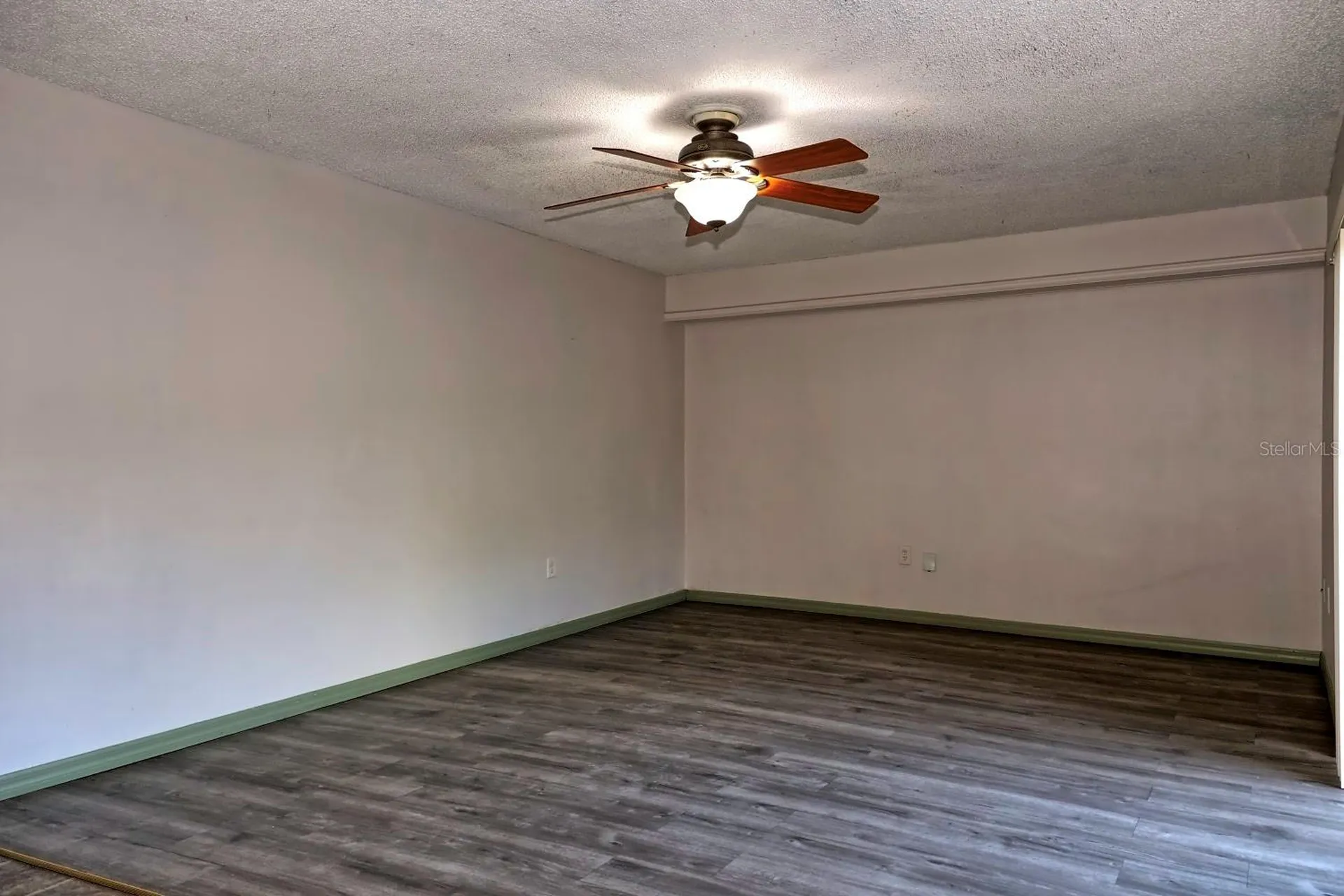 5289 Middle Court Orlando FL 32811