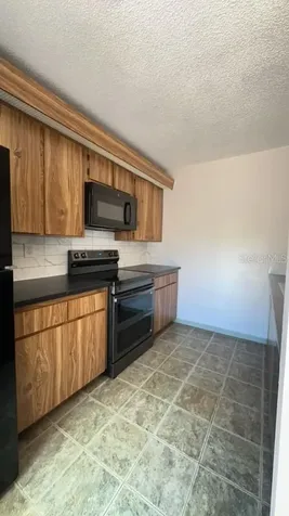 5289 Middle Court Orlando FL 32811