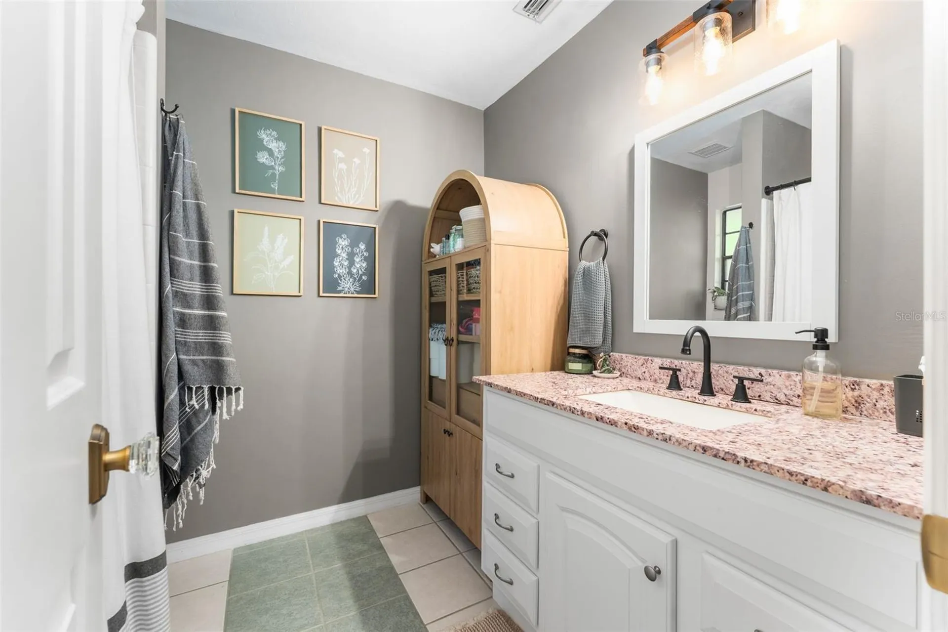 3724 NW 53rd Terrace Gainesville FL 32606