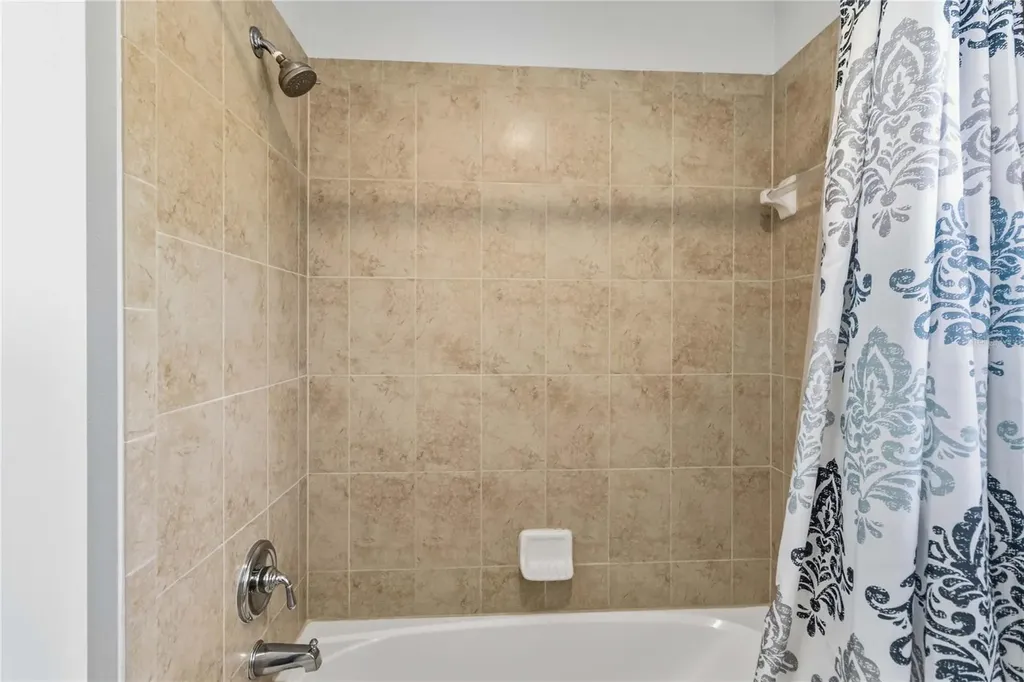 2107 Velvet Leaf Drive Ocoee FL 34761