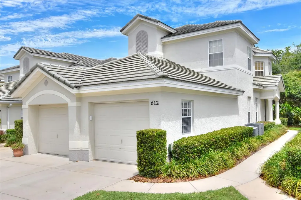 612 Grasslands Village Circle Lakeland FL 33803