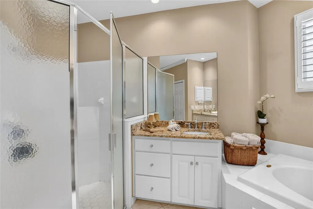 612 Grasslands Village Circle Lakeland FL 33803