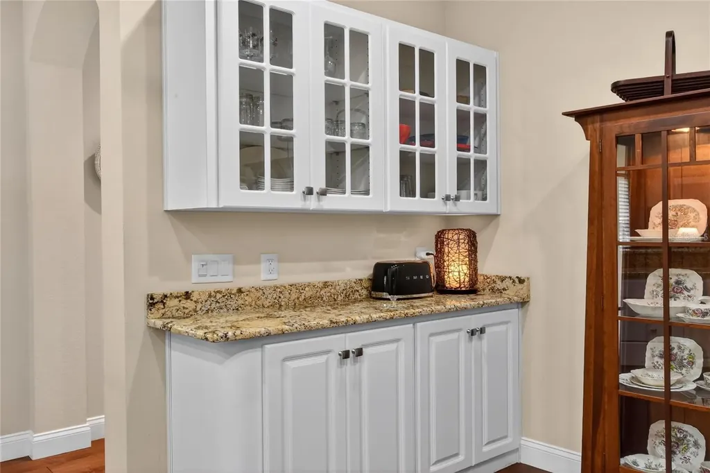 612 Grasslands Village Circle Lakeland FL 33803
