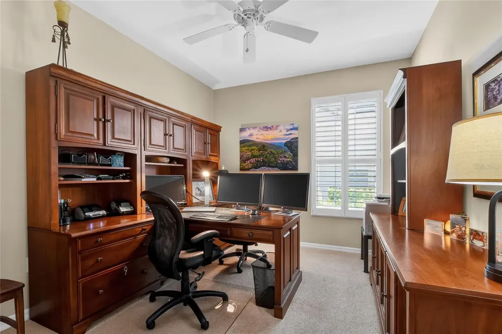612 Grasslands Village Circle Lakeland FL 33803