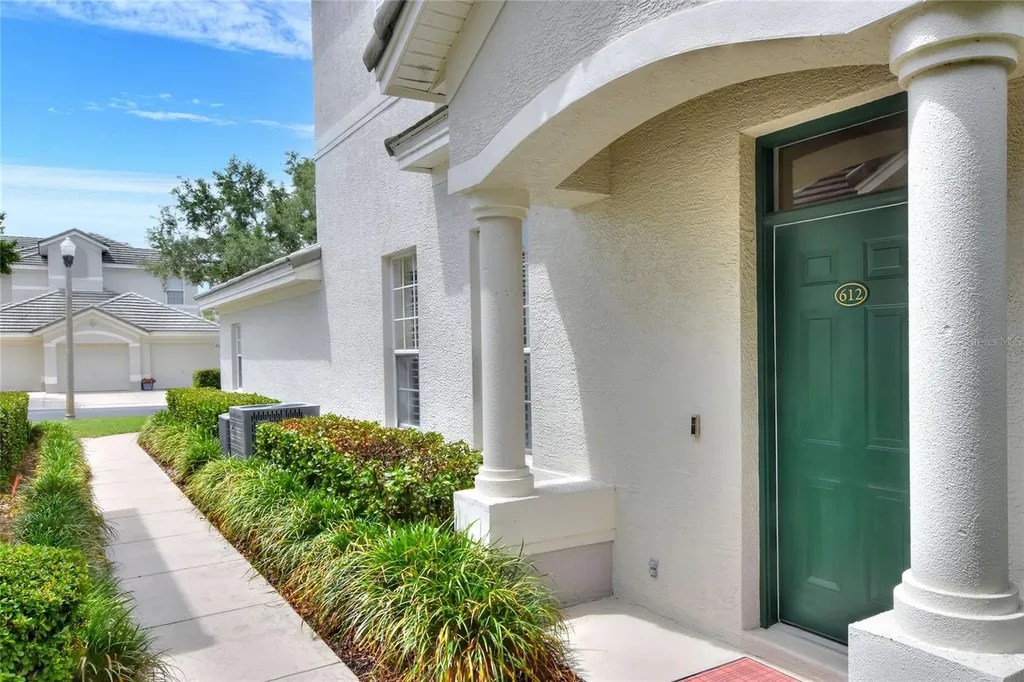 612 Grasslands Village Circle Lakeland FL 33803