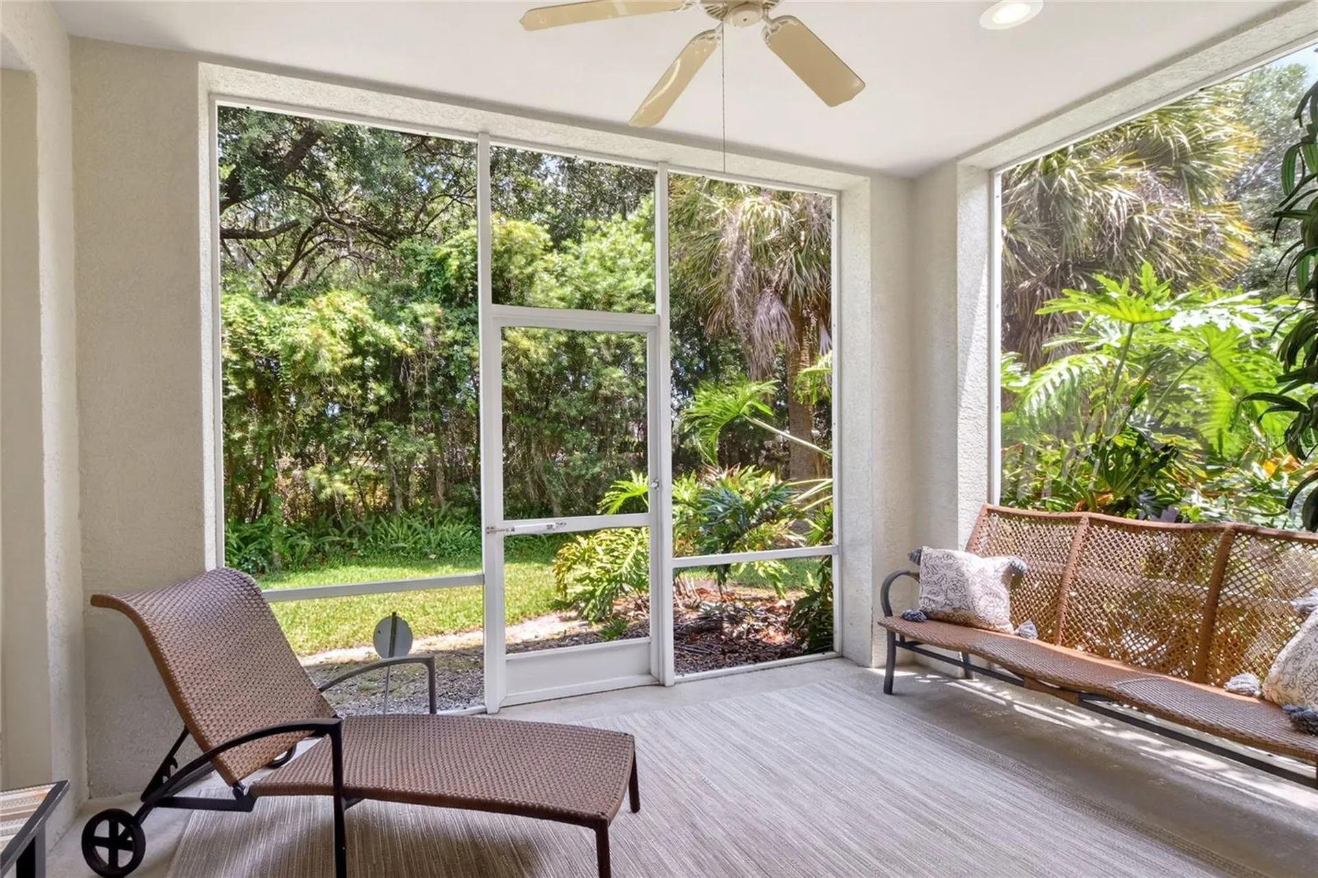 612 Grasslands Village Circle Lakeland FL 33803