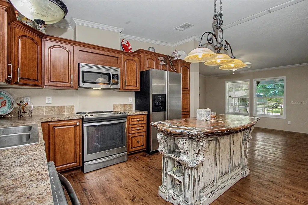 56348 Maple Road Astor FL 32102