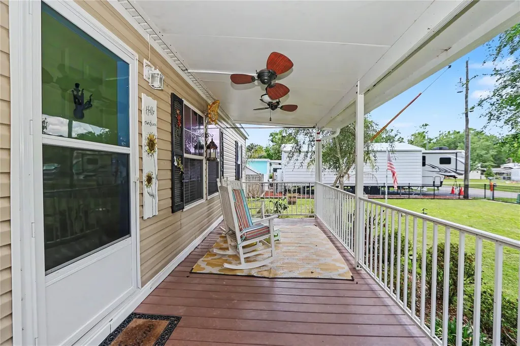 56348 Maple Road Astor FL 32102