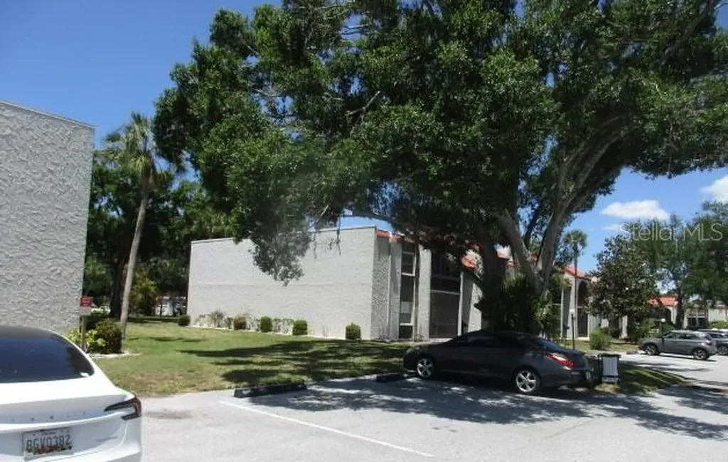 3241 Beneva Road Sarasota FL 34232