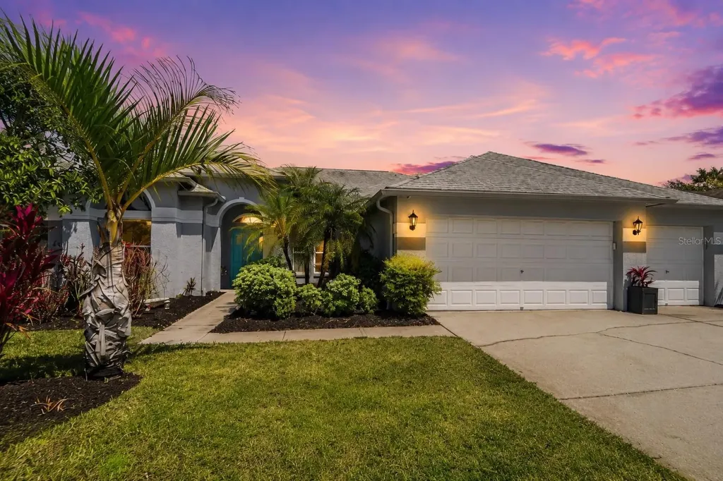19717 Wyndham Lakes Drive Odessa FL 33556