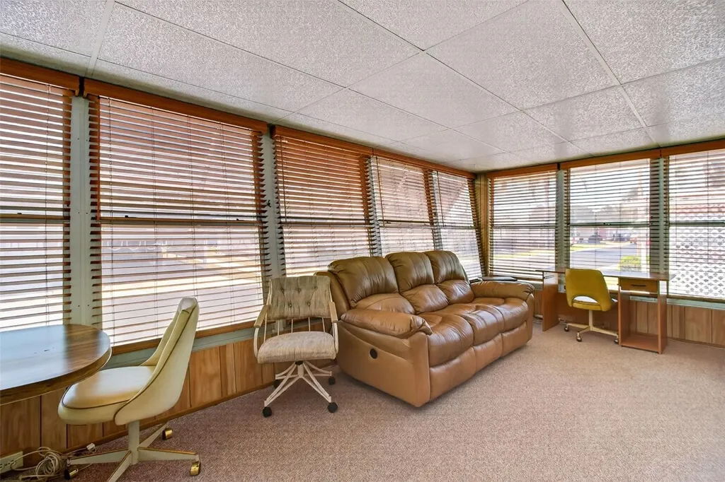 2000 E Bay Drive Largo FL 33771